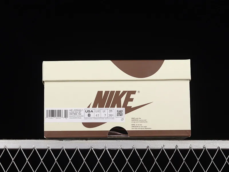 All categories Air Jordan Jordan series basketball shoes Air Jordan 1 Low LW version Travis Scott x Air Jordan 1 Low OG "Reverse Mocha" AJ1 Joe 1 reverse mocha brown and white barb joint casual sports basketball shoes DM7866-162